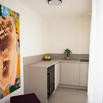 Corte Brunati Deluxe Con Piscina E Garage Chalé